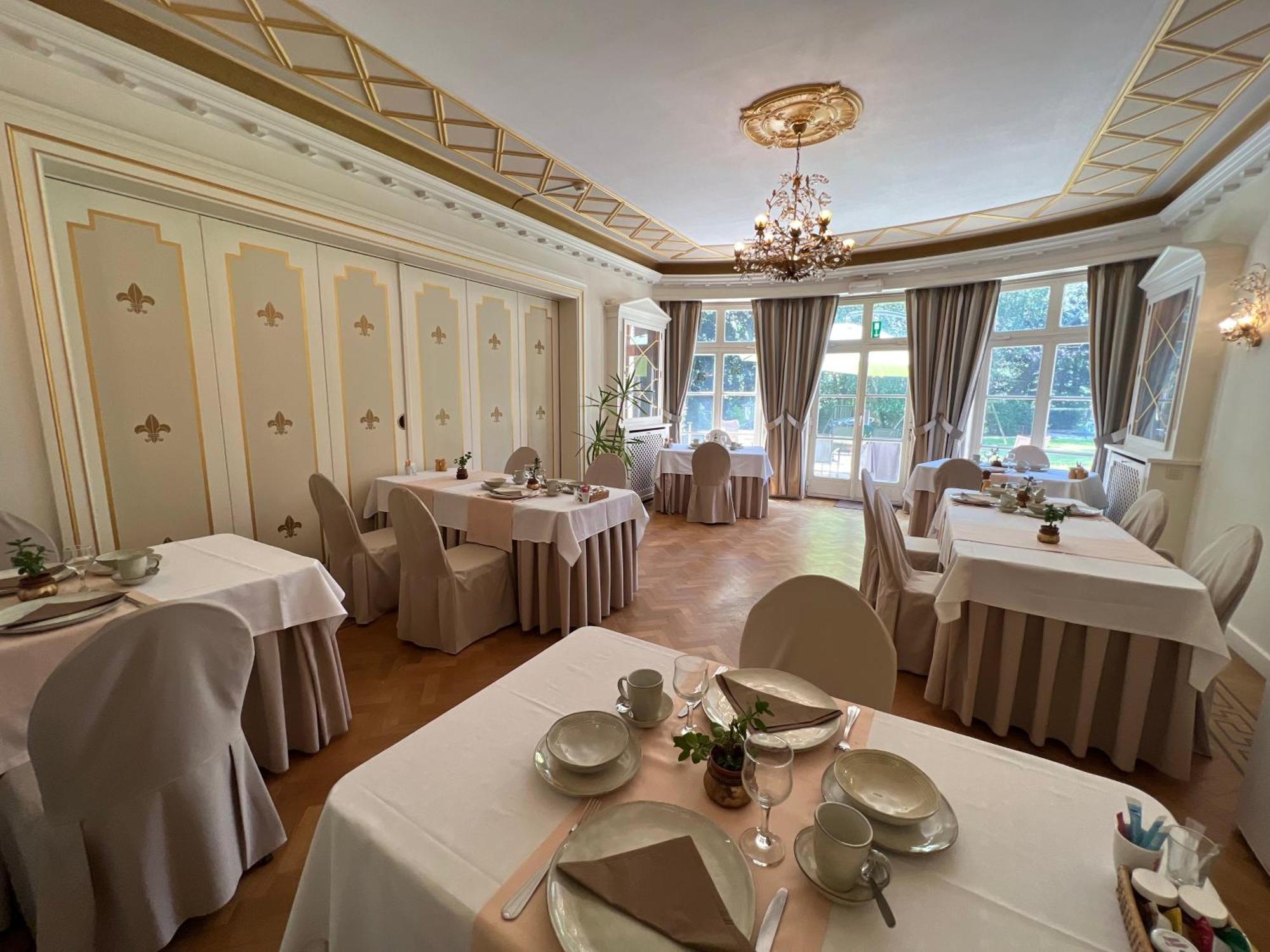 Hotel Fleur De Lys Zedelgem Luaran gambar