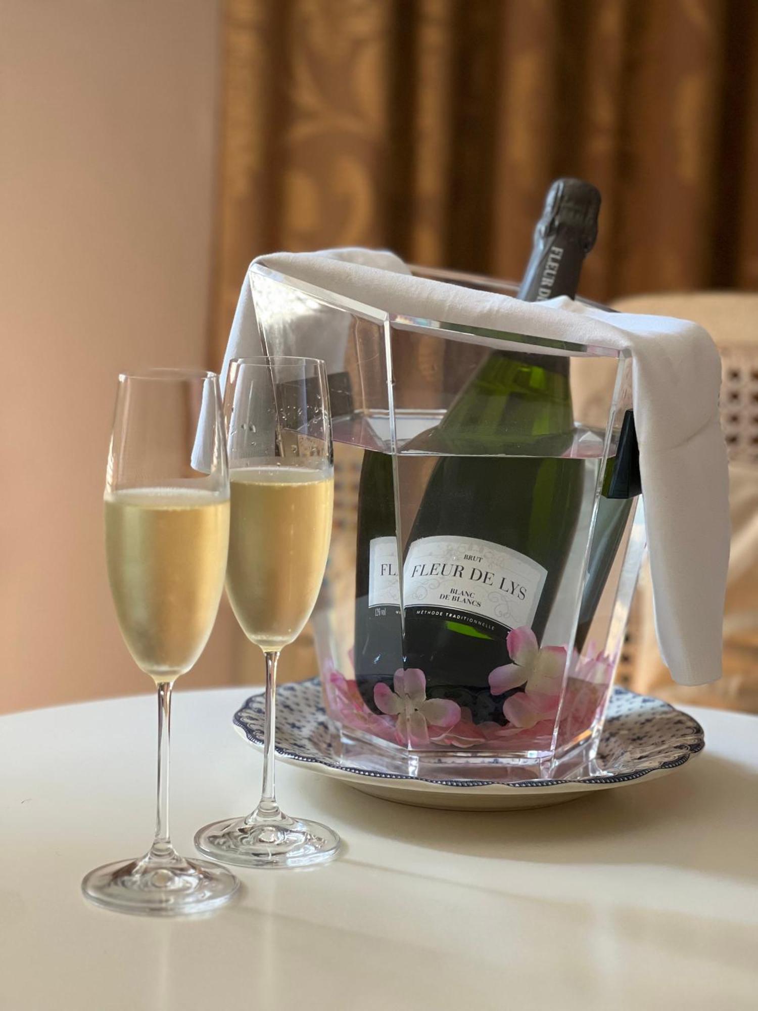 Hotel Fleur De Lys Zedelgem Luaran gambar